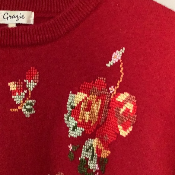 100%Wool Embroidered Crew Neck Sweater - Picture 6 of 12